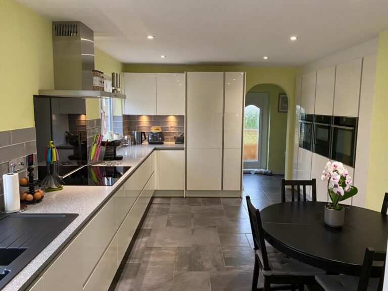 Kitchen fitted by Marilyn's Kitchens in Oxfordshire